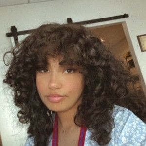 Meet your Posher, Ariel